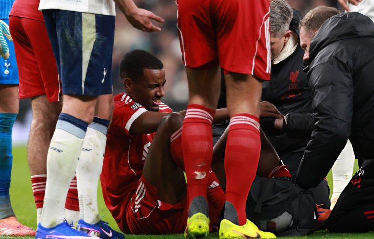 Alexander Isak Breaks Silence After Liverpool Injury Setback vs Tottenham